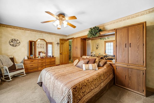 25115 W Cedarwood Lane, Ingleside, IL 60041
