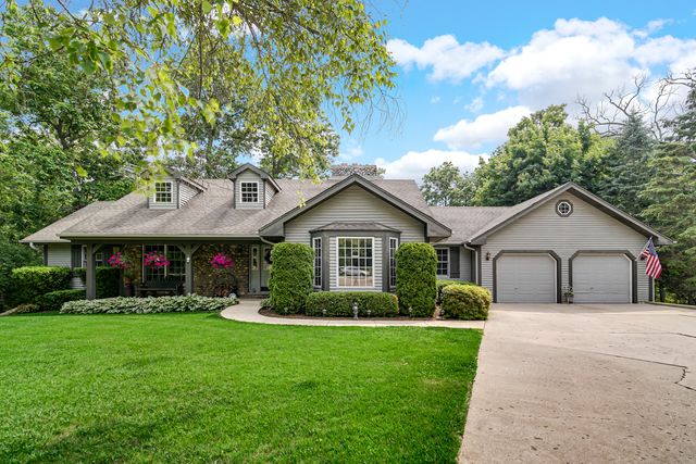 25115 W Cedarwood Lane, Ingleside, IL 60041
