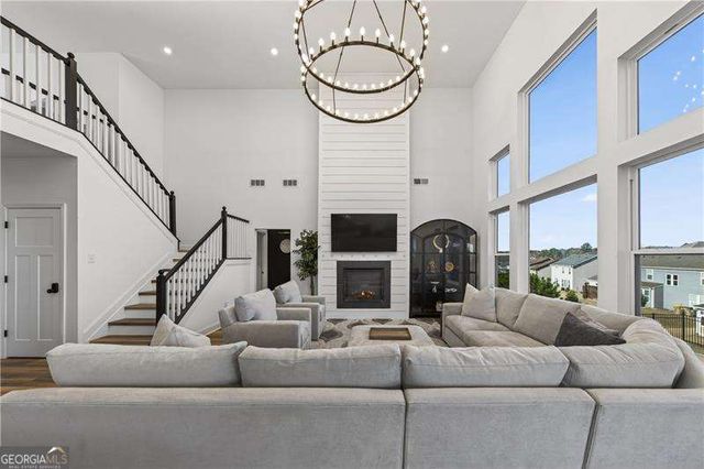 1101 Michigan Circle, Hoschton, GA 30548