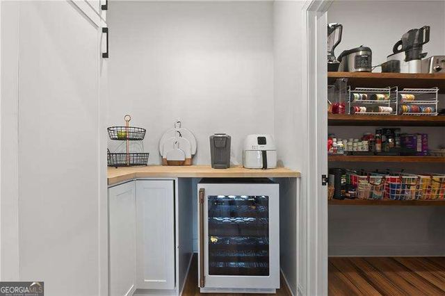 1101 Michigan Circle, Hoschton, GA 30548