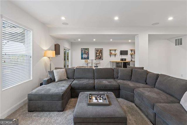 1101 Michigan Circle, Hoschton, GA 30548