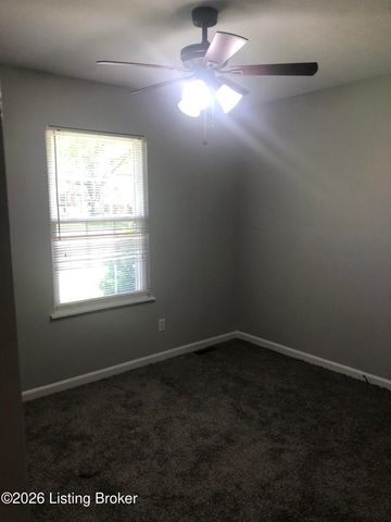 6811 Cedarwood Dr, Pewee Valley, KY 40056