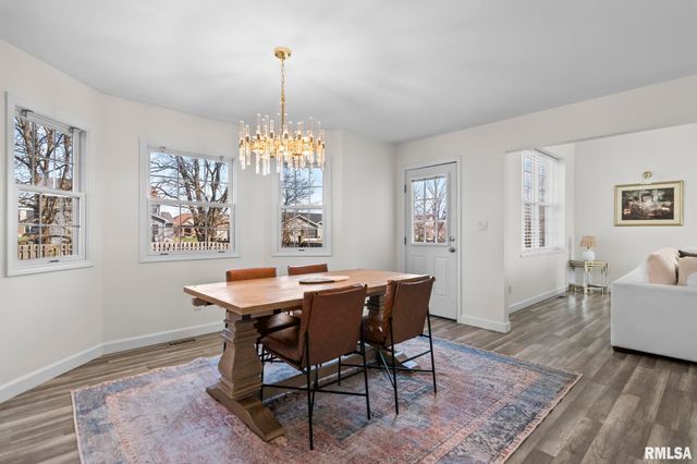 308 Winter Park Drive, Chatham, IL 62629