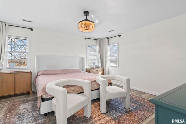 308 Winter Park Drive, Chatham, IL 62629