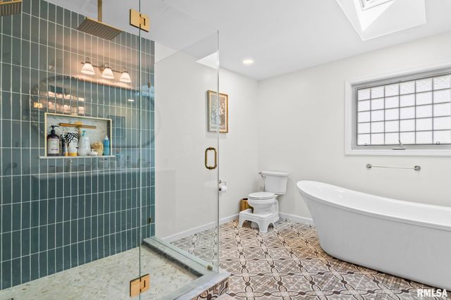 308 Winter Park Drive, Chatham, IL 62629