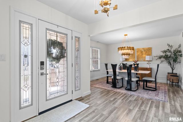 308 Winter Park Drive, Chatham, IL 62629