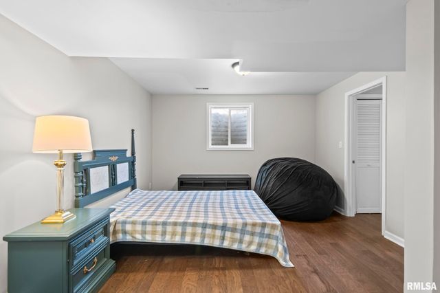 308 Winter Park Drive, Chatham, IL 62629