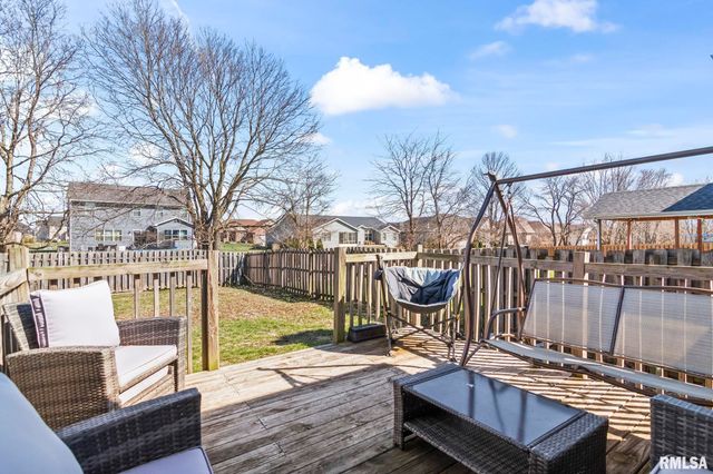 308 Winter Park Drive, Chatham, IL 62629