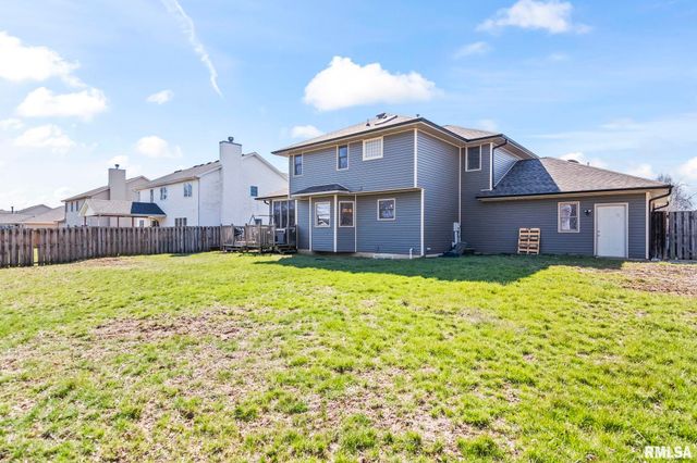 308 Winter Park Drive, Chatham, IL 62629