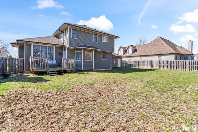 308 Winter Park Drive, Chatham, IL 62629