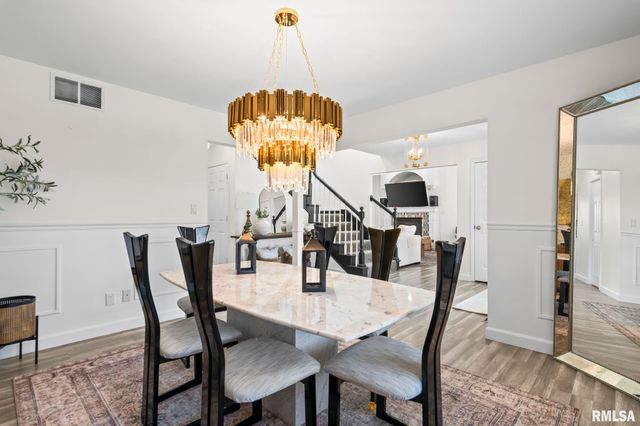 308 Winter Park Drive, Chatham, IL 62629