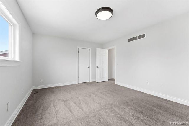 2031 Keystone Drive, Sterling Heights, MI 48310