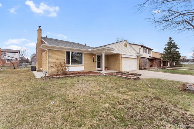 2031 Keystone Drive, Sterling Heights, MI 48310