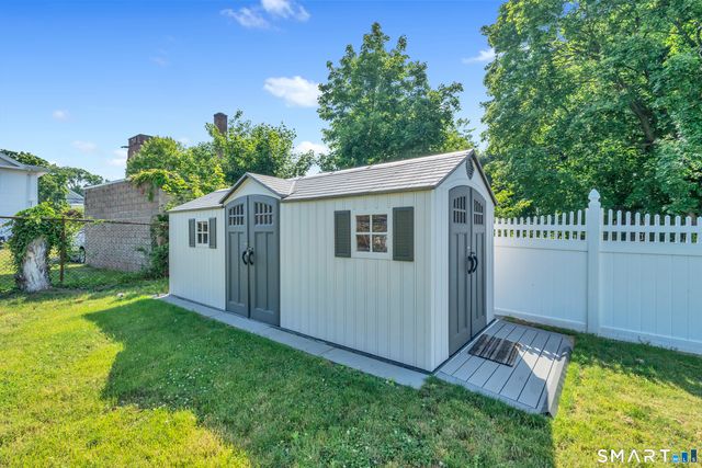 31 Clark Street, New Haven, CT 06511
