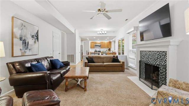 10284 Still Spring Ct, Mechanicsville, VA 23116