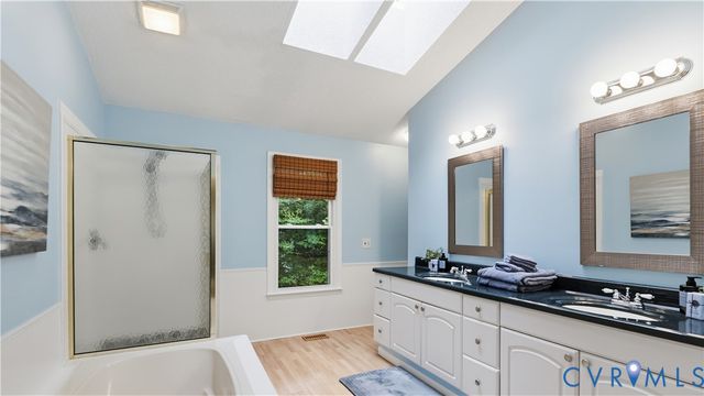 10284 Still Spring Ct, Mechanicsville, VA 23116