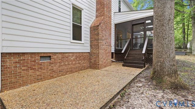 10284 Still Spring Ct, Mechanicsville, VA 23116
