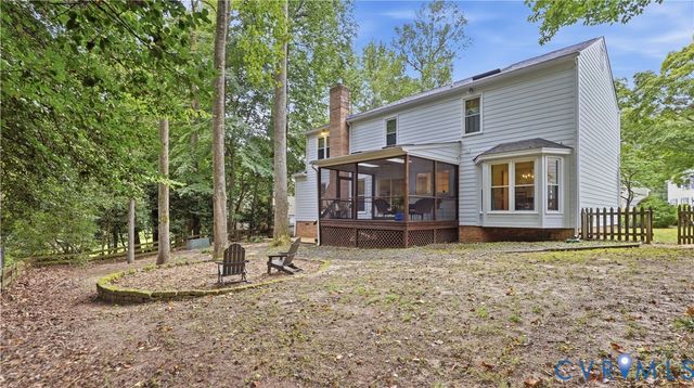 10284 Still Spring Ct, Mechanicsville, VA 23116