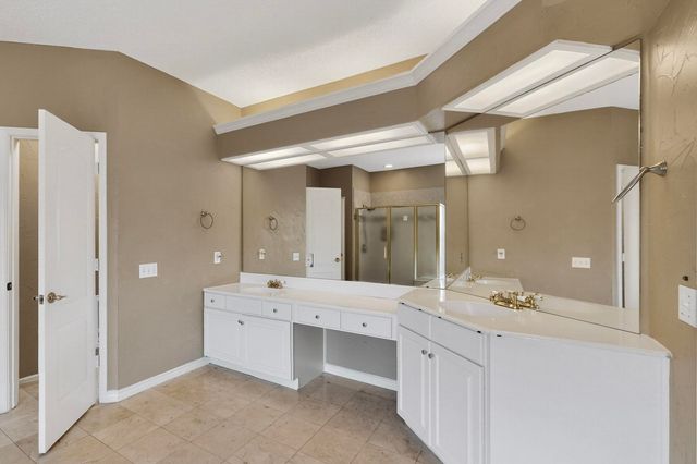 2221 Everglade Court, Carrollton, TX 75006