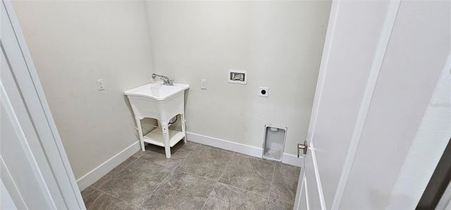 3008 NW 41ST AVENUE, Cape Coral, FL 33993