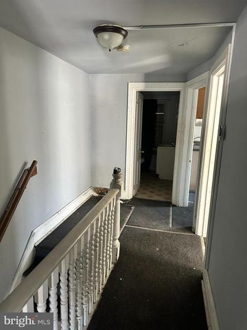 712 E LINCOLN HWY, Coatesville, PA 19320