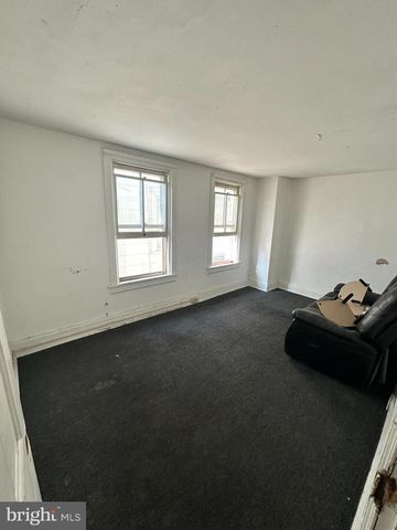 712 E LINCOLN HWY, Coatesville, PA 19320