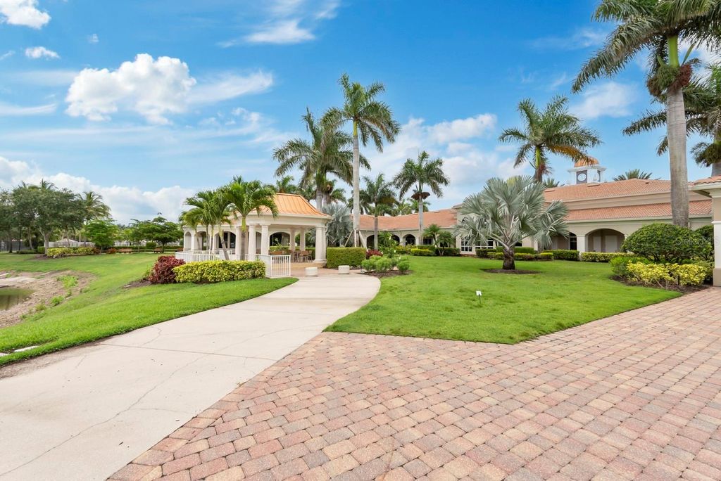 Image 21 of property listing at 28258 ISLET TRAIL, Bonita Springs, FL 34135