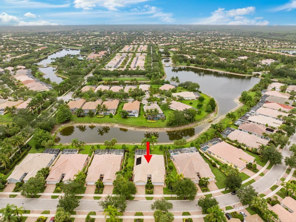 Image 22 of property listing at 28258 ISLET TRAIL, Bonita Springs, FL 34135