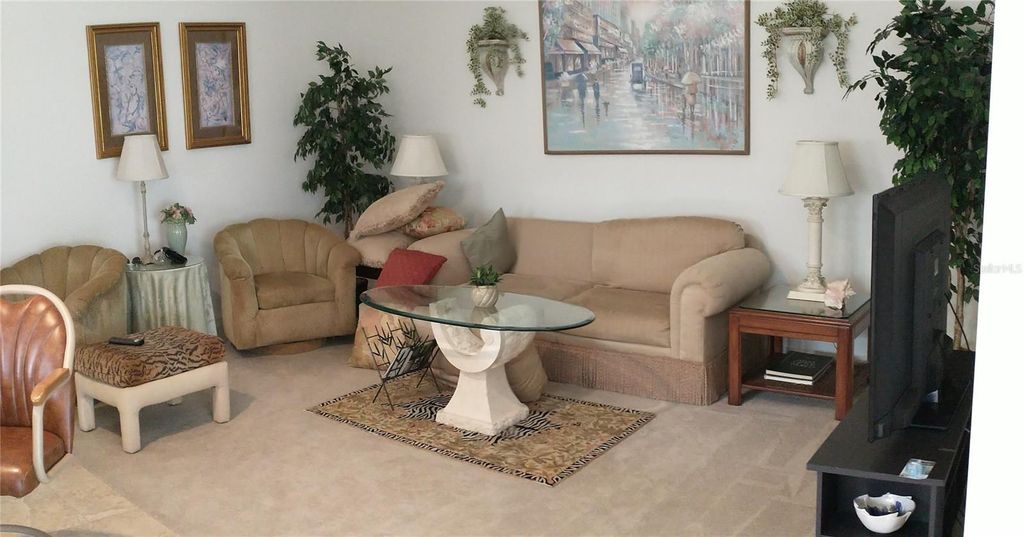 Image 6 of property listing at 28258 ISLET TRAIL, Bonita Springs, FL 34135