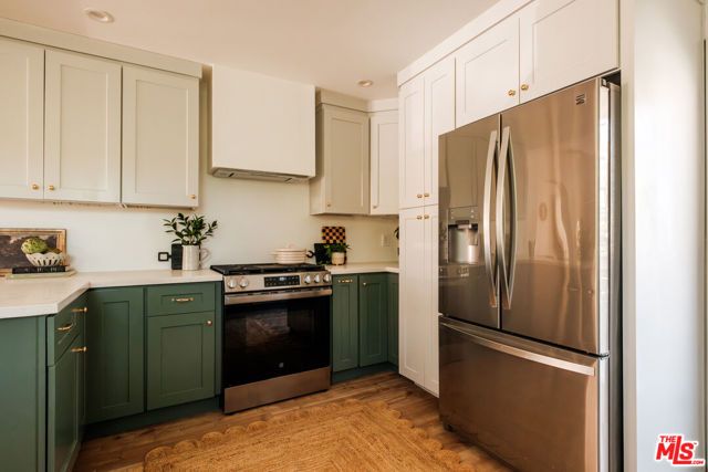 643 N Vendome Street, Los Angeles, CA 90026