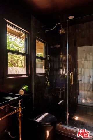 643 N Vendome Street, Los Angeles, CA 90026