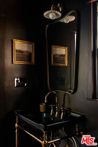 643 N Vendome Street, Los Angeles, CA 90026