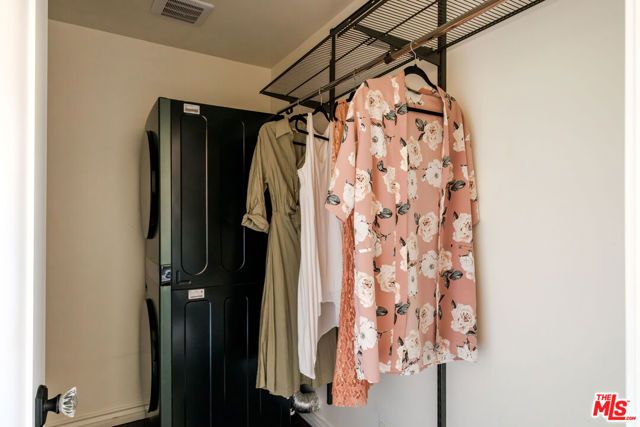 643 N Vendome Street, Los Angeles, CA 90026