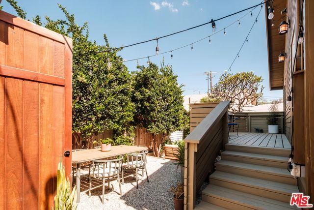 643 N Vendome Street, Los Angeles, CA 90026