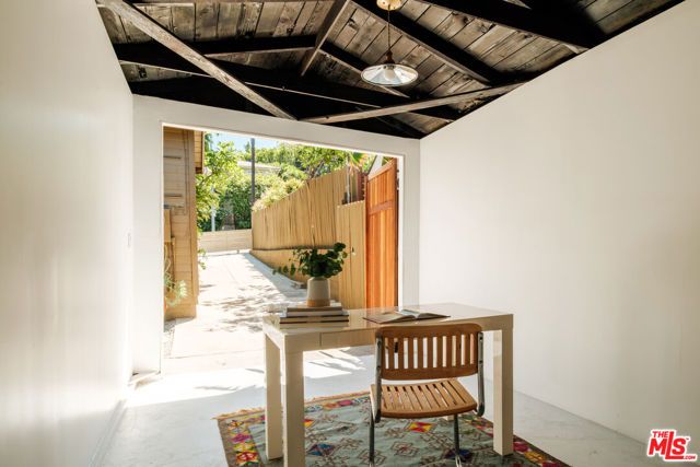 643 N Vendome Street, Los Angeles, CA 90026