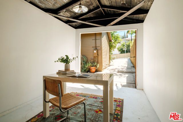 643 N Vendome Street, Los Angeles, CA 90026