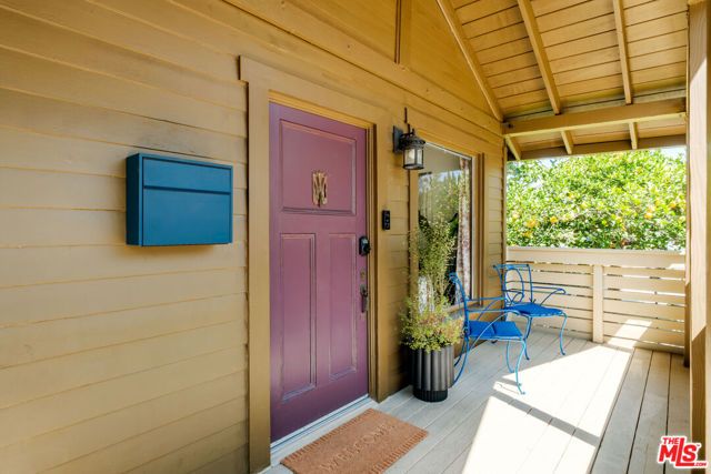 643 N Vendome Street, Los Angeles, CA 90026