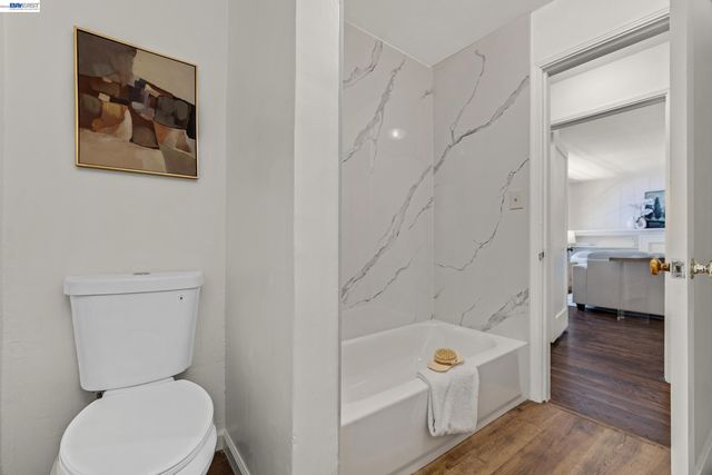 18926 Walnut Rd, Castro Valley, CA 94546