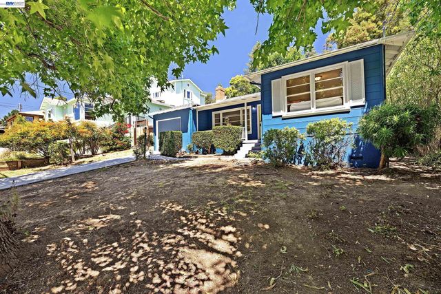 18926 Walnut Rd, Castro Valley, CA 94546