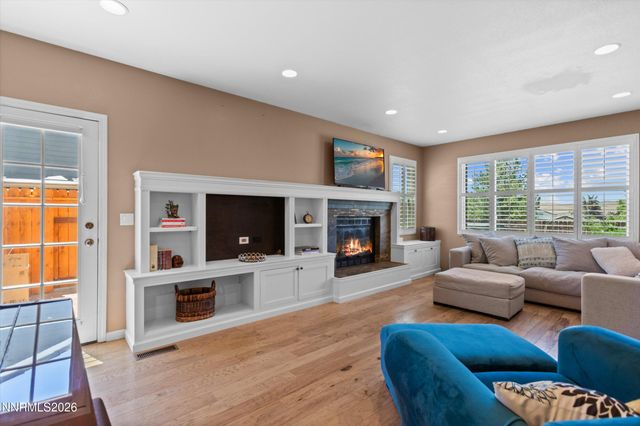 5225 Canyon Crest Court, Sparks, NV 89436