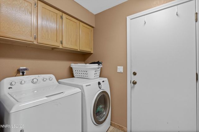 5225 Canyon Crest Court, Sparks, NV 89436