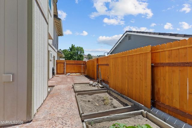 5225 Canyon Crest Court, Sparks, NV 89436