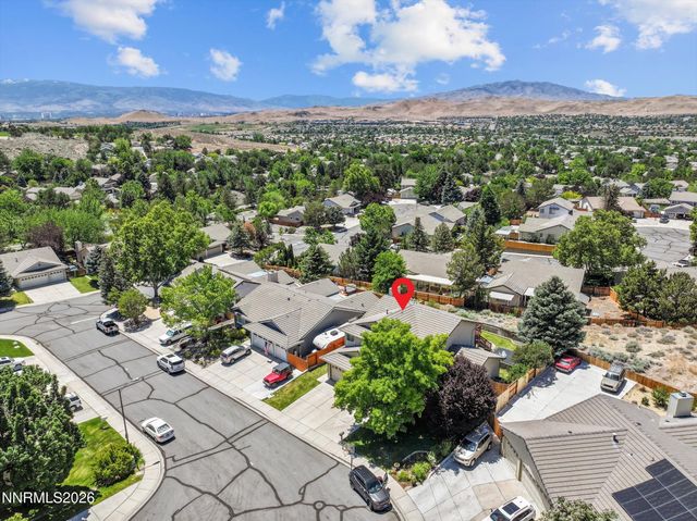 5225 Canyon Crest Court, Sparks, NV 89436