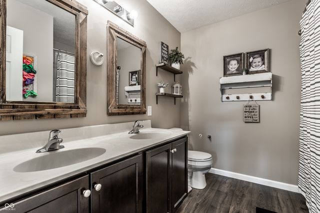 13934 Parley Court, Fishers, IN 46038