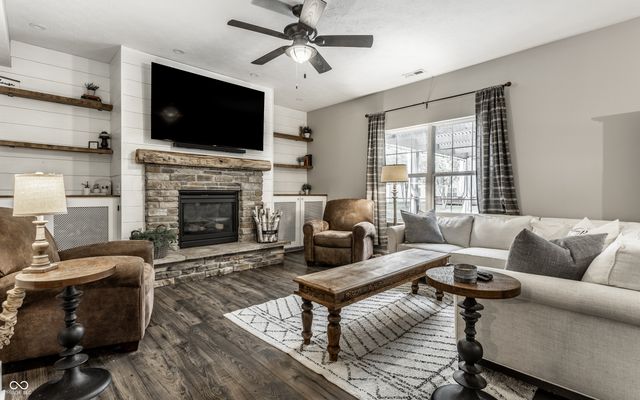 13934 Parley Court, Fishers, IN 46038