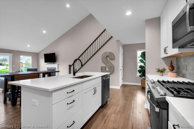 27070 Celtic Drive, Flat Rock, MI 48134