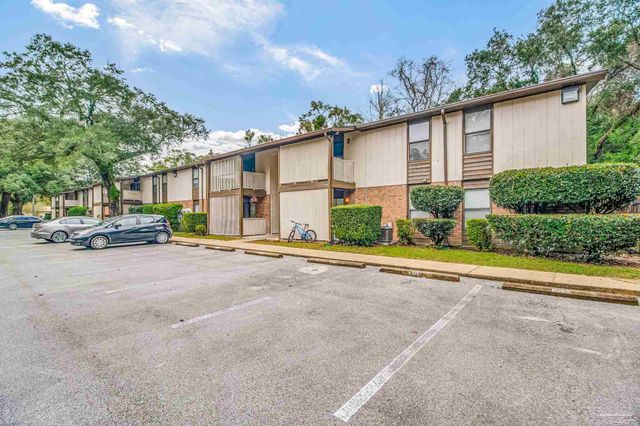 8370 Carl Dean St, Pensacola, FL 32514