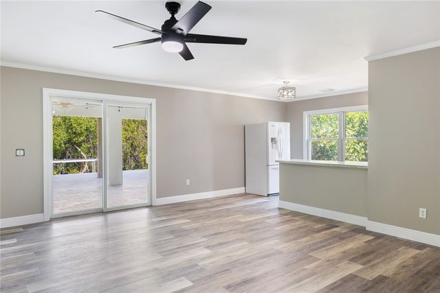 5440 95th Street, Sebastian, FL 32958