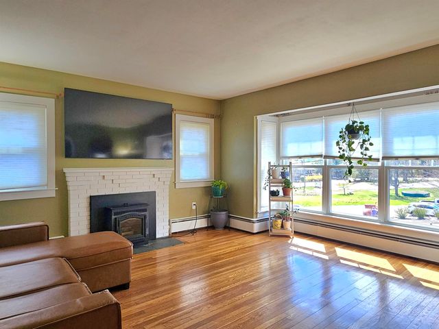 66 Lookout Hill Road, Peterborough, NH 03458