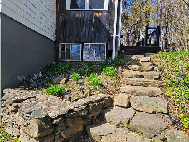 66 Lookout Hill Road, Peterborough, NH 03458